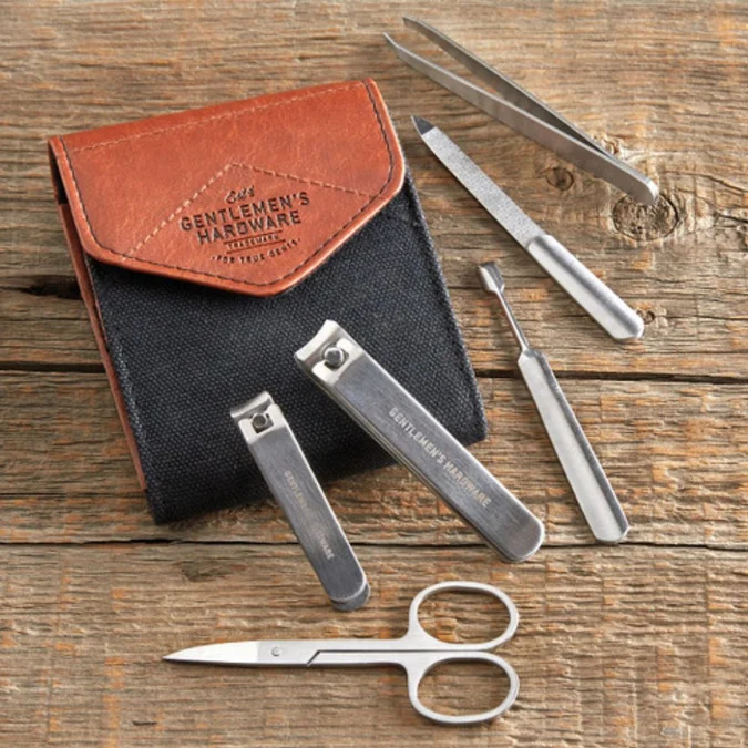 Cut Above The Rest Manicure Set