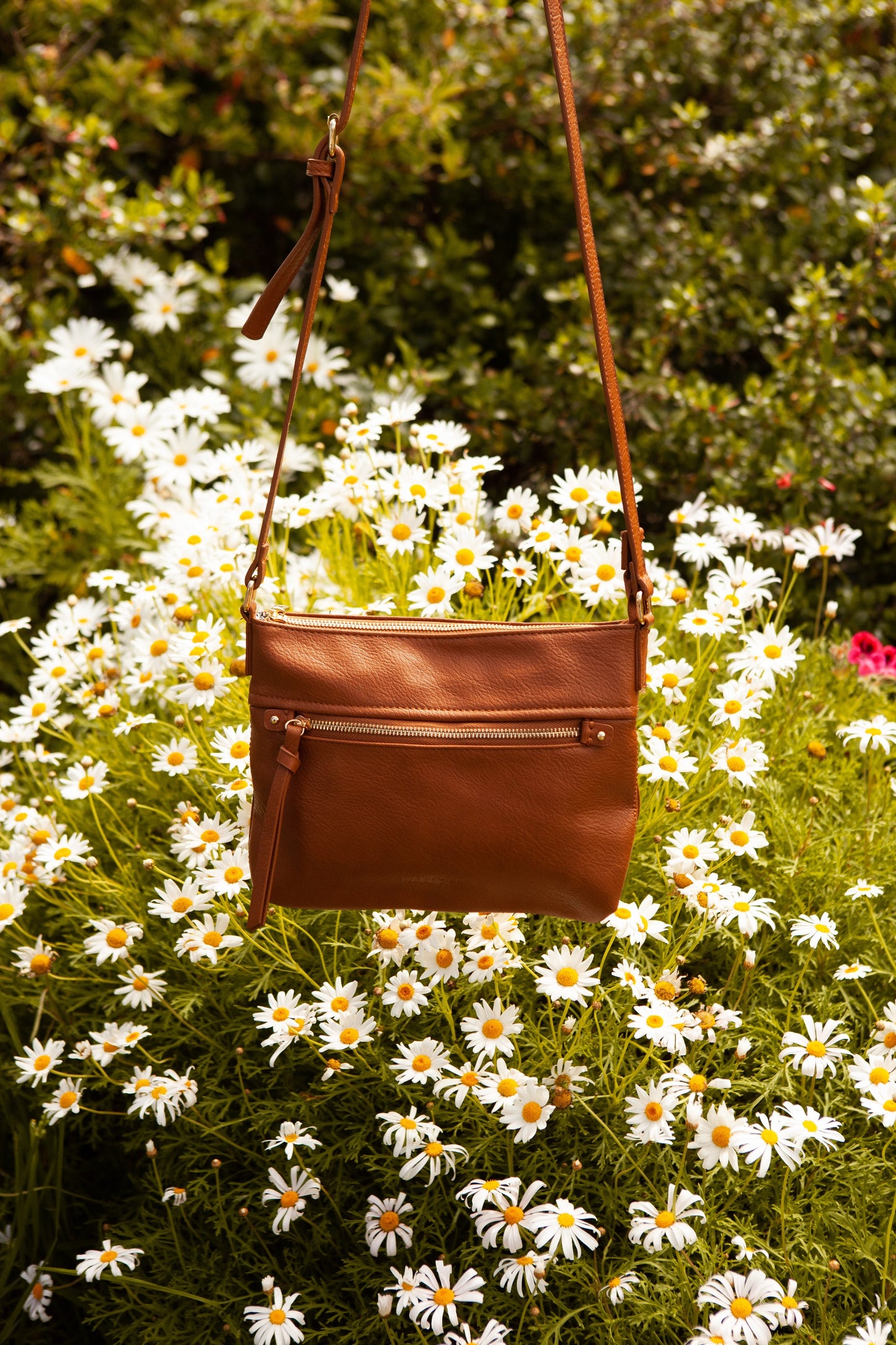 Thorndon Crossbody Bag - Tan