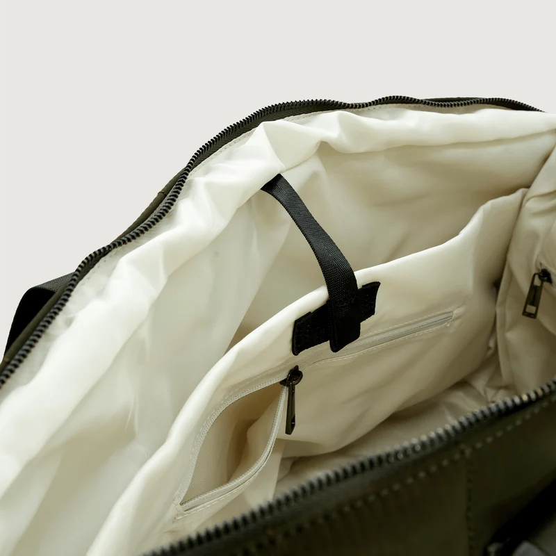 The Blue Lake Overnighter - Olive