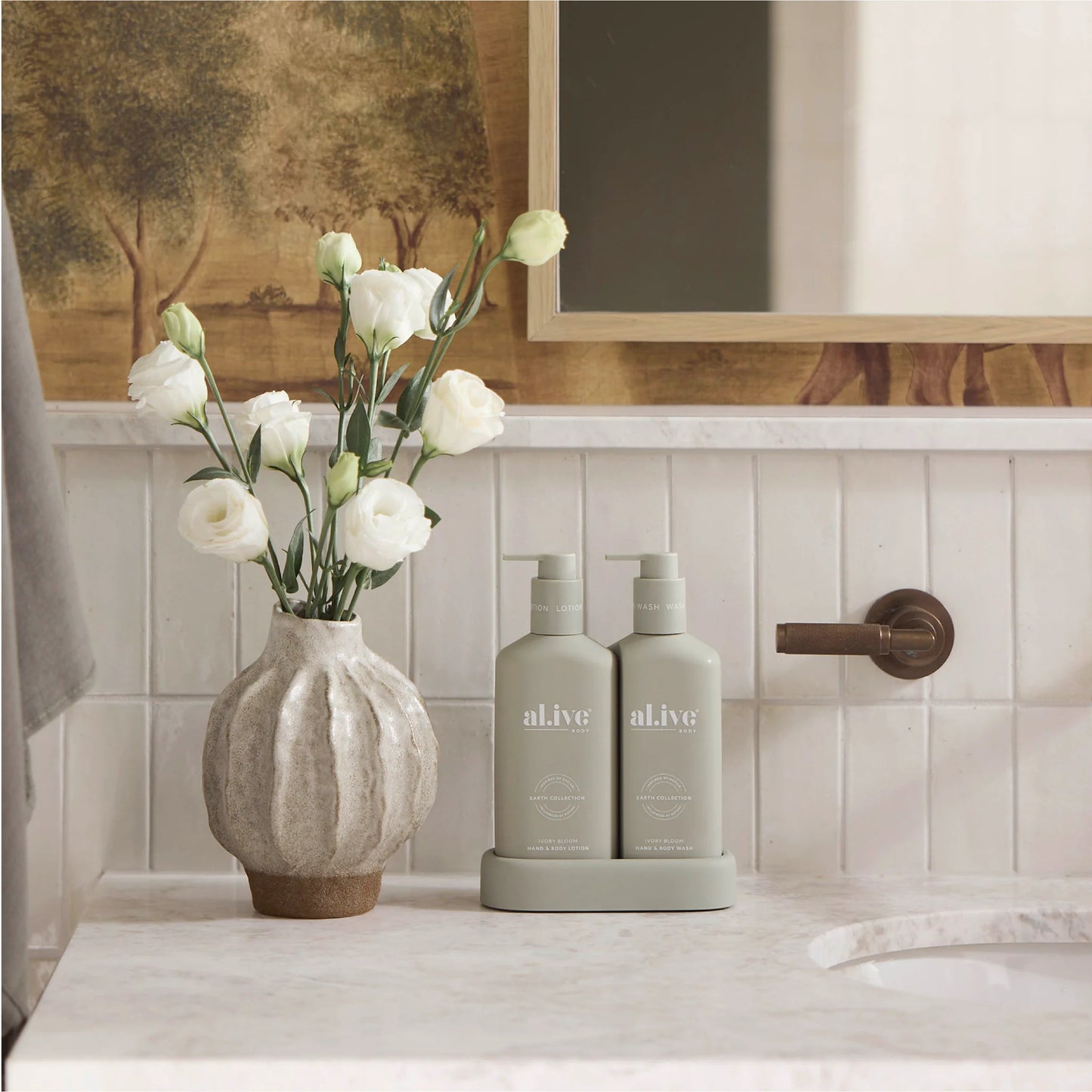 al.ive Body - Wash & Lotion Duo Compact - Ivory Bloom