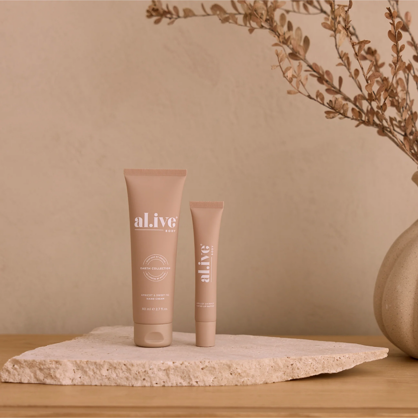 al.ive Body - Hand Cream - Apricot & Sweet Fig