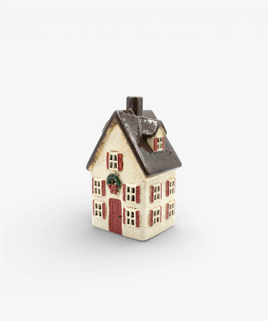 Tea Light House - Nordgard Tall Villa with Bow Wreath