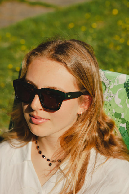 The Cilia Black Sunglasses - Green | Moana Road